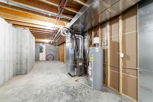 2322 PRIDE MOUNTAIN DR, Columbia, MO 65201