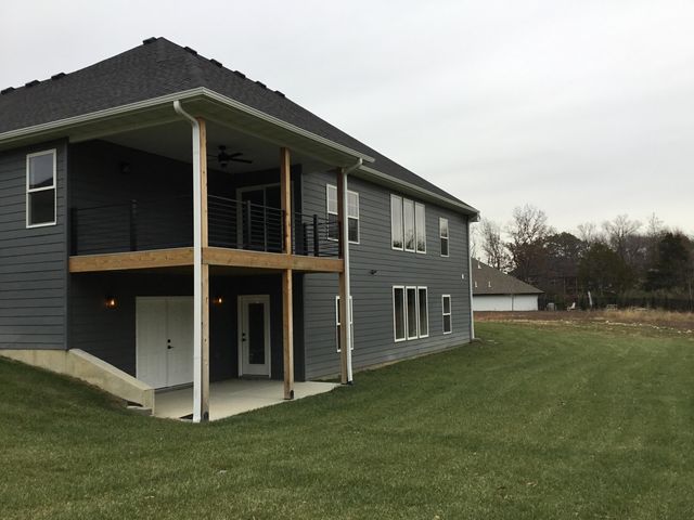 2322 PRIDE MOUNTAIN DR, Columbia, MO 65201