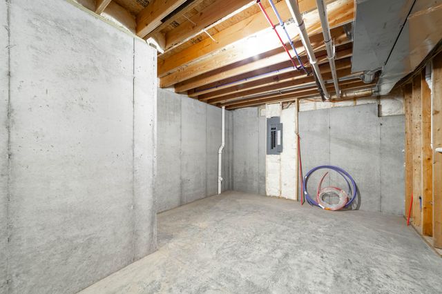 2322 PRIDE MOUNTAIN DR, Columbia, MO 65201