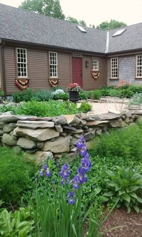 108 Homestead Ave, Rehoboth, MA 02769