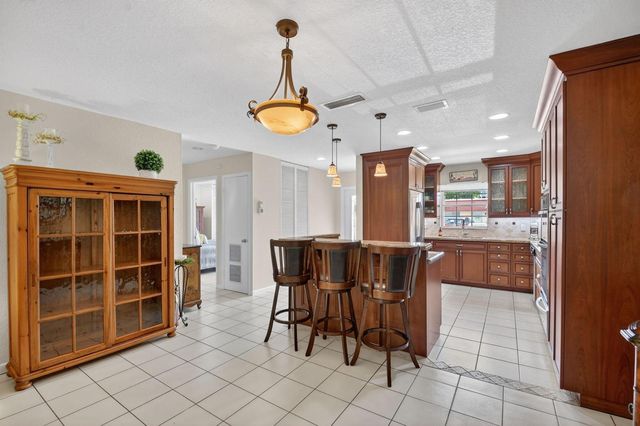 300 Cape Cod Circle, Lake Worth, FL 33467