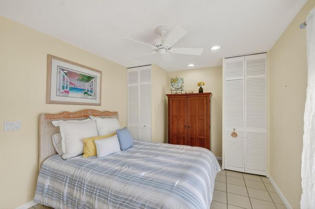 300 Cape Cod Circle, Lake Worth, FL 33467