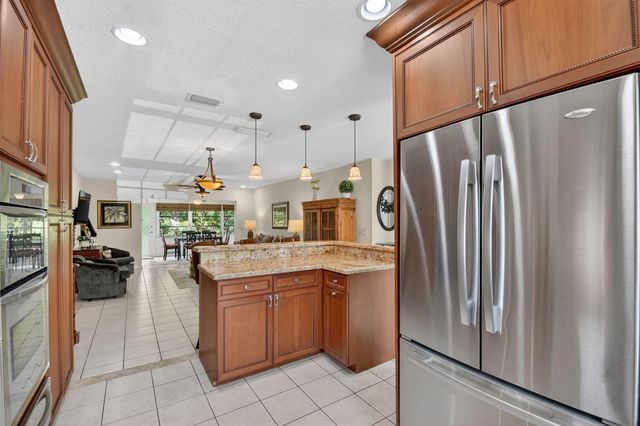 300 Cape Cod Circle, Lake Worth, FL 33467