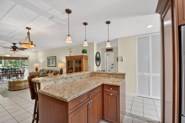 300 Cape Cod Circle, Lake Worth, FL 33467