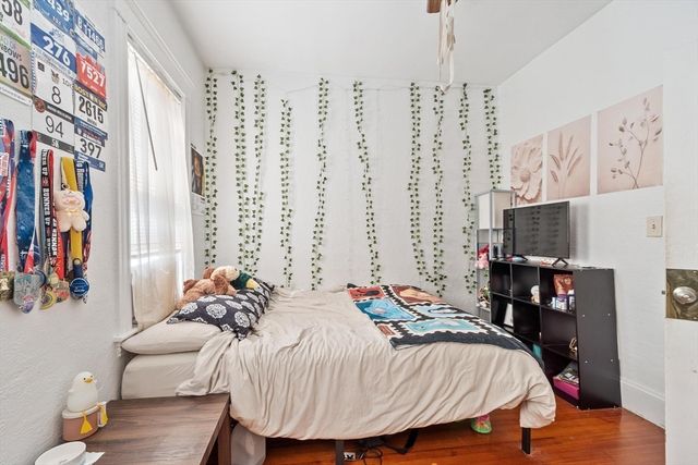 562 Main St, Medford, MA 02155