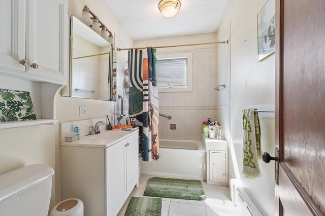 562 Main St, Medford, MA 02155