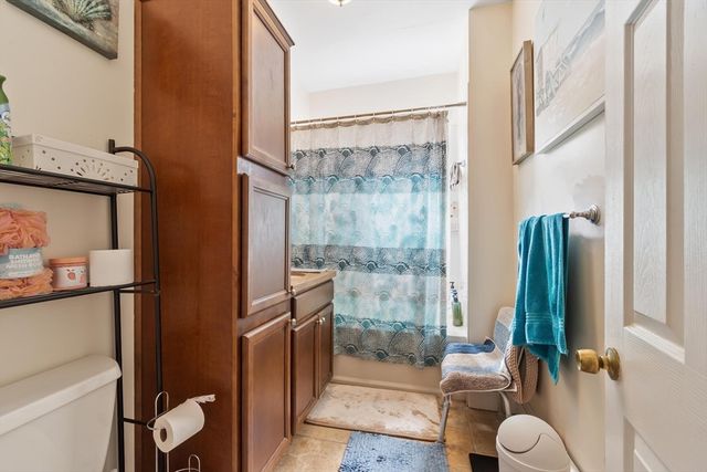 562 Main St, Medford, MA 02155