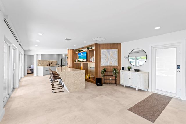 1725 NE 23rd Avenue, Fort Lauderdale, FL 33305