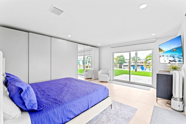 1725 NE 23rd Avenue, Fort Lauderdale, FL 33305