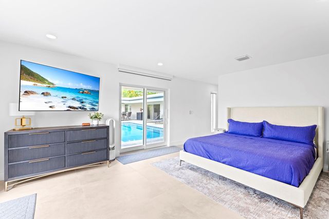 1725 NE 23rd Avenue, Fort Lauderdale, FL 33305