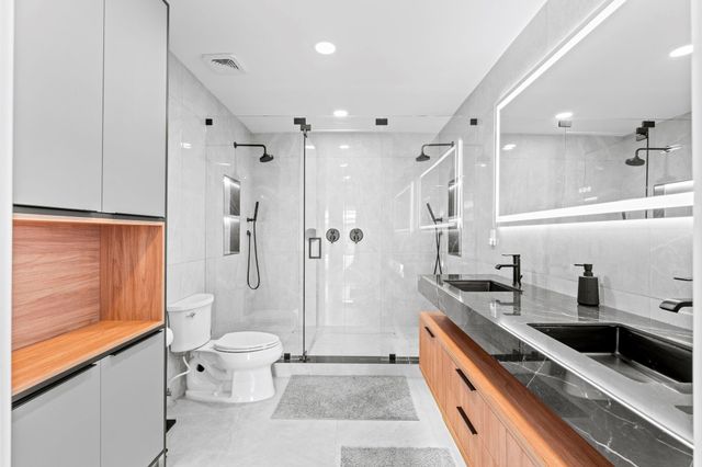 1725 NE 23rd Avenue, Fort Lauderdale, FL 33305