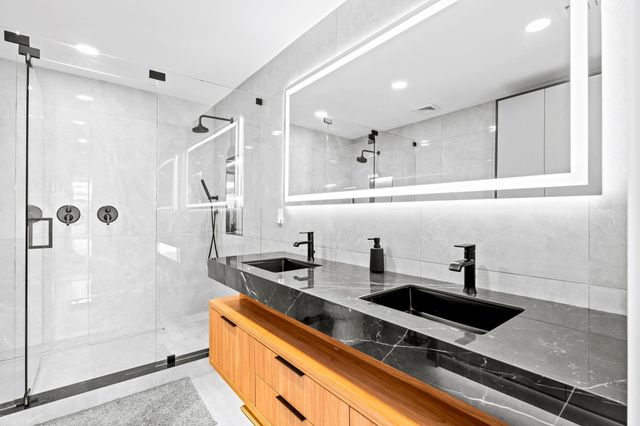 1725 NE 23rd Avenue, Fort Lauderdale, FL 33305