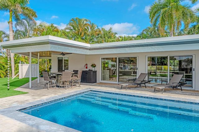 1725 NE 23rd Avenue, Fort Lauderdale, FL 33305