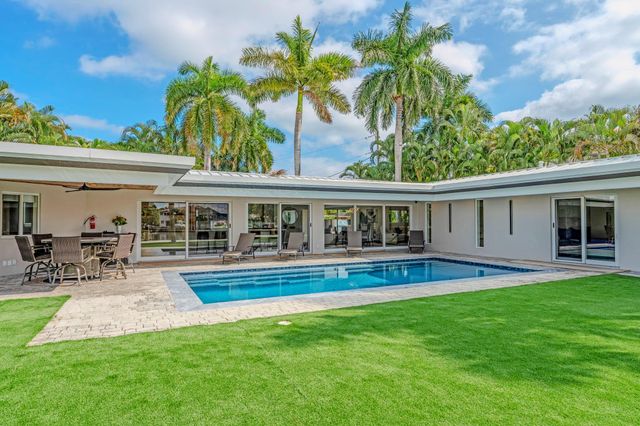 1725 NE 23rd Avenue, Fort Lauderdale, FL 33305