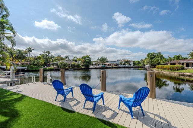 1725 NE 23rd Avenue, Fort Lauderdale, FL 33305