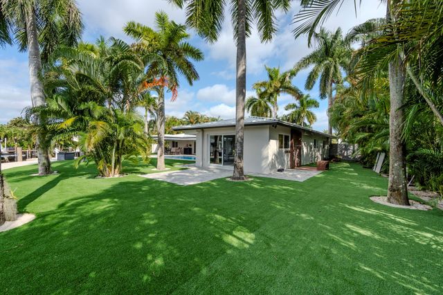 1725 NE 23rd Avenue, Fort Lauderdale, FL 33305