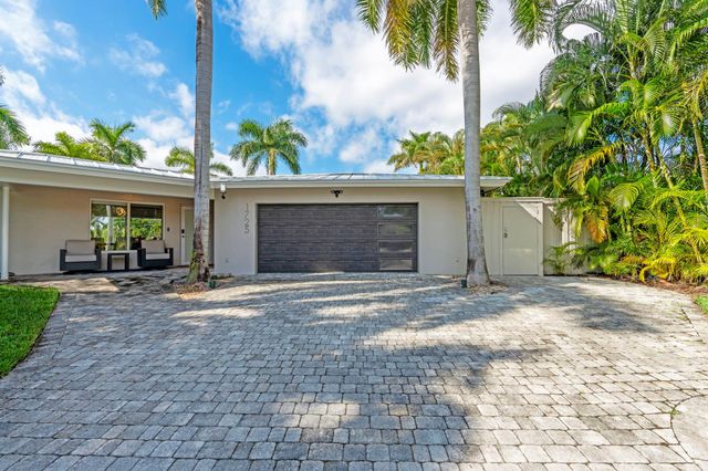 1725 NE 23rd Avenue, Fort Lauderdale, FL 33305