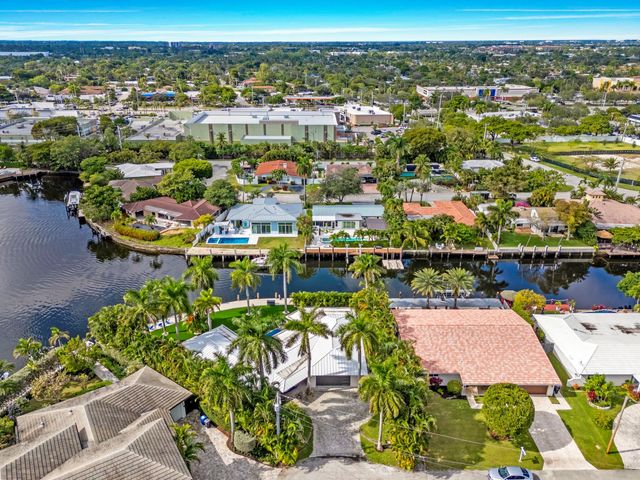 1725 NE 23rd Avenue, Fort Lauderdale, FL 33305