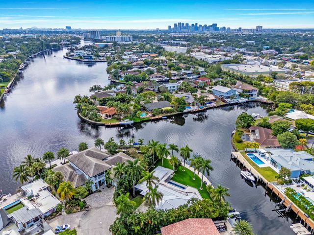 1725 NE 23rd Avenue, Fort Lauderdale, FL 33305