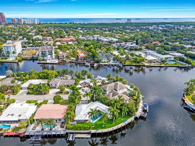 1725 NE 23rd Avenue, Fort Lauderdale, FL 33305