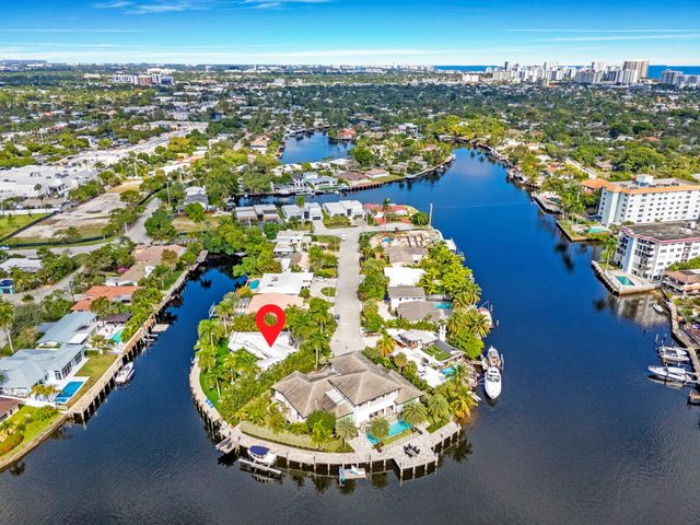 1725 NE 23rd Avenue, Fort Lauderdale, FL 33305