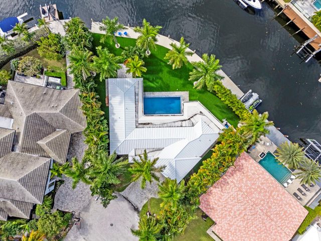 1725 NE 23rd Avenue, Fort Lauderdale, FL 33305