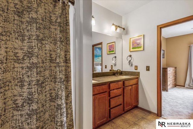 1540 W Silverado Drive, Lincoln, NE 68521