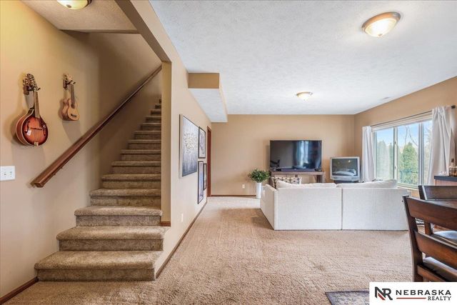 1540 W Silverado Drive, Lincoln, NE 68521