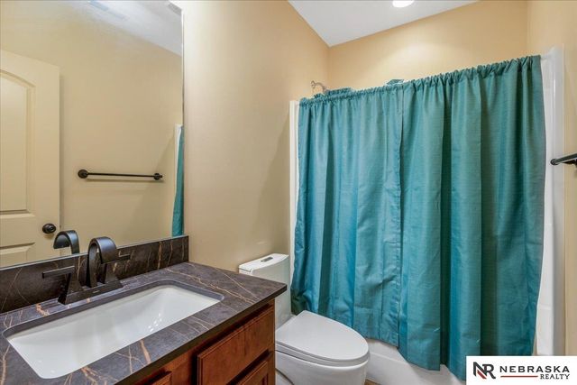 1540 W Silverado Drive, Lincoln, NE 68521