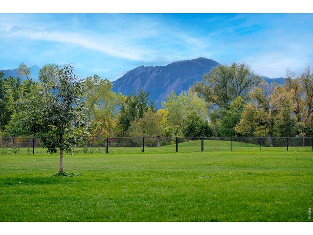 3527 Spring Creek Pl, Boulder, CO 80301