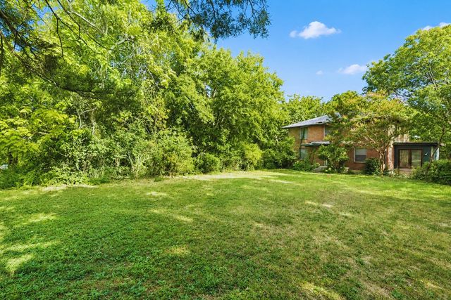 625 W Colorado Boulevard, Dallas, TX 75208