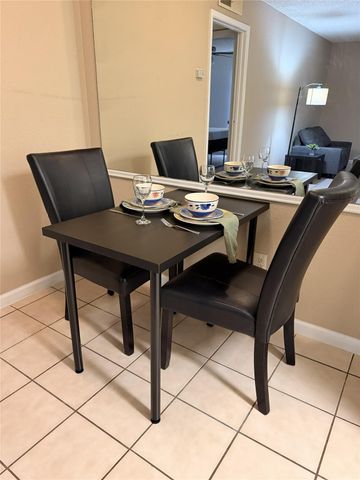 1516 Bay Area Boulevard K13, Houston, TX 77058