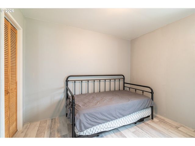 1540 GARFIELD St, North Bend, OR 97459