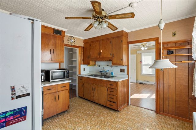 63 Lincoln Avenue, Cranston, RI 02920