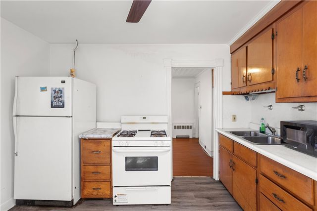 63 Lincoln Avenue, Cranston, RI 02920