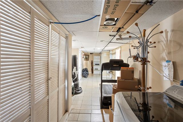 63 Lincoln Avenue, Cranston, RI 02920