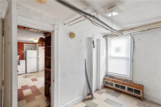 63 Lincoln Avenue, Cranston, RI 02920