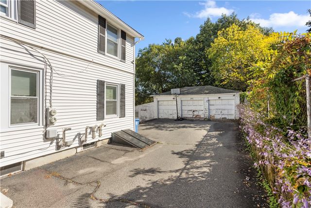 63 Lincoln Avenue, Cranston, RI 02920