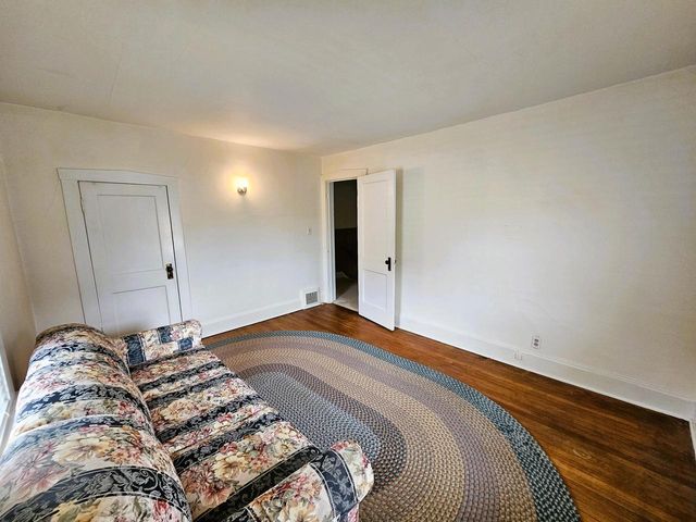 2101 74th STREET, Kenosha, WI 53143