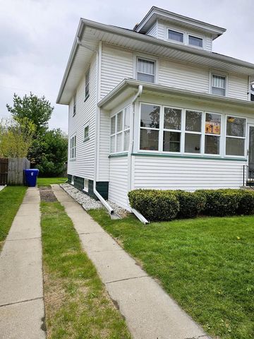 2101 74th STREET, Kenosha, WI 53143