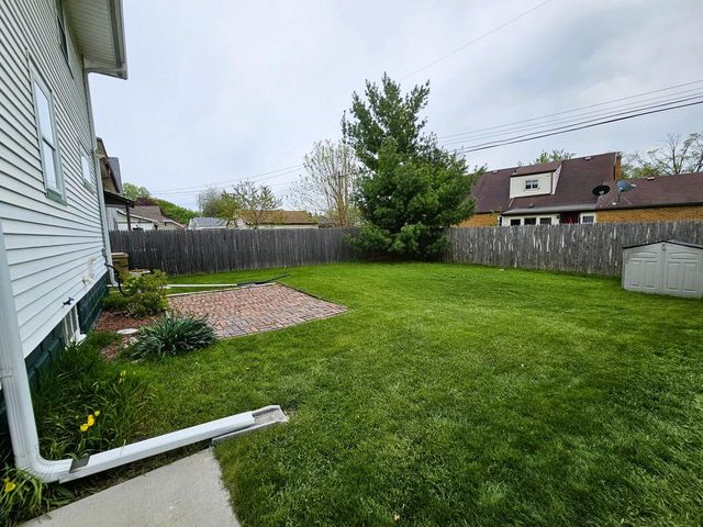 2101 74th STREET, Kenosha, WI 53143