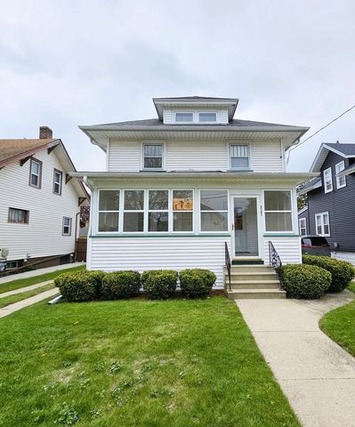 2101 74th STREET, Kenosha, WI 53143