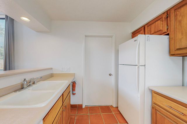 876 Tramway Lane Court NE, Albuquerque, NM 87122
