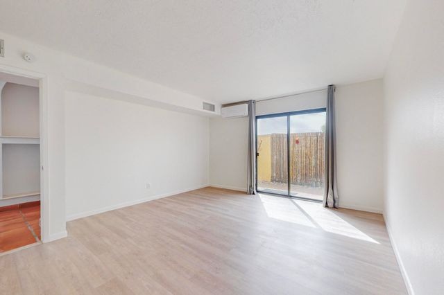 876 Tramway Lane Court NE, Albuquerque, NM 87122