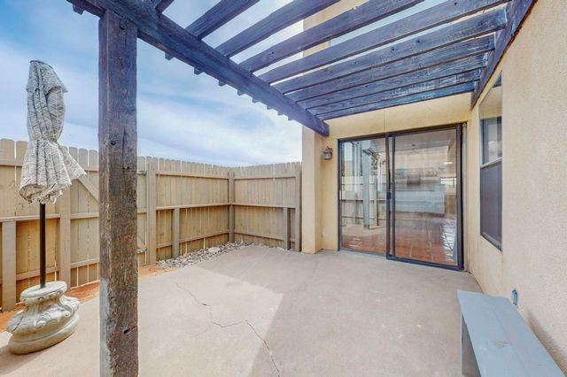 876 Tramway Lane Court NE, Albuquerque, NM 87122