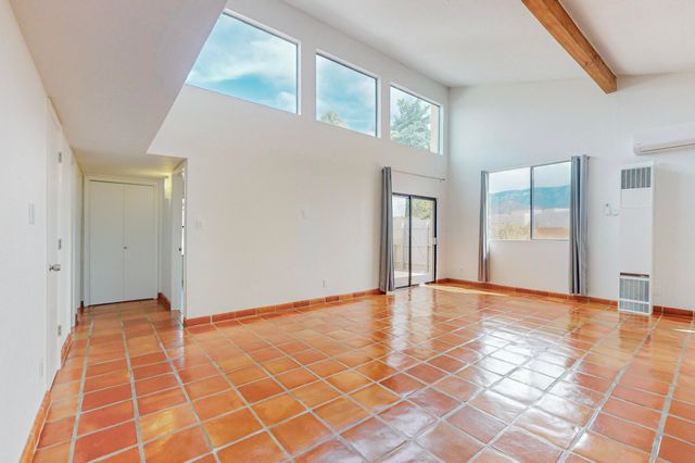 876 Tramway Lane Court NE, Albuquerque, NM 87122