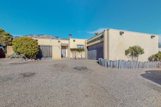 876 Tramway Lane Court NE, Albuquerque, NM 87122