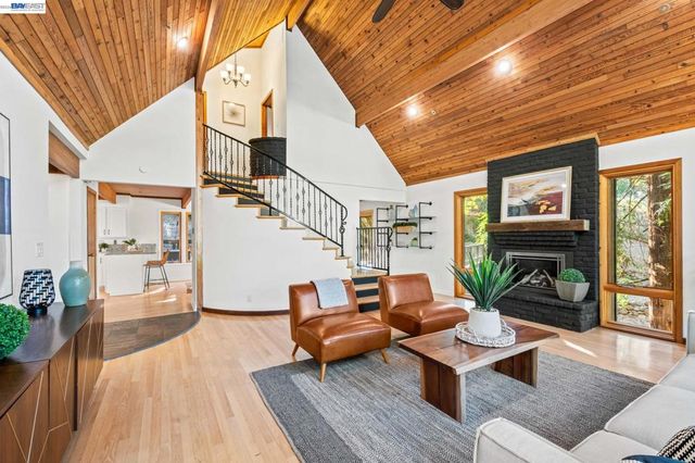 279 Castle Hill Ranch Rd, Walnut Creek, CA 94595