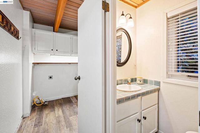 279 Castle Hill Ranch Rd, Walnut Creek, CA 94595