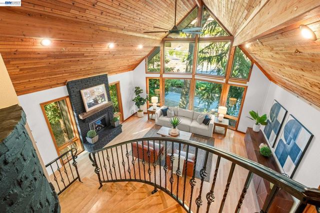279 Castle Hill Ranch Rd, Walnut Creek, CA 94595
